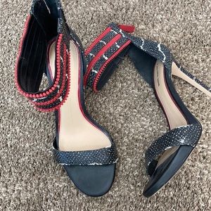 Gianni Bini heels size 8